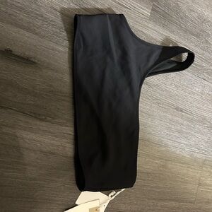 Good American Black One-Shoulder Sports Bra